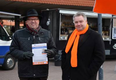Infostand mit Clemens Krner, Burgunder Platz, 01.03.2018 - Wahlaufruf für den 4. März 2018